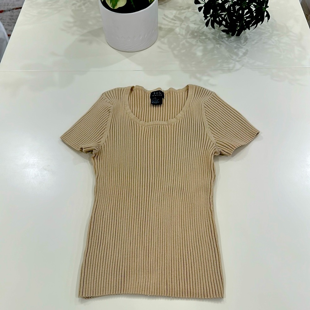 RQT Petite Ribbed Top